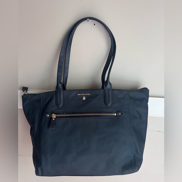 Michael Kors Black Tote Bag - Picture 4 of 6